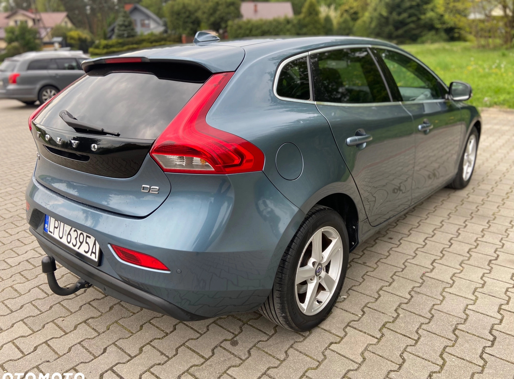 Volvo V40 cena 34300 przebieg: 236500, rok produkcji 2012 z Puławy małe 301